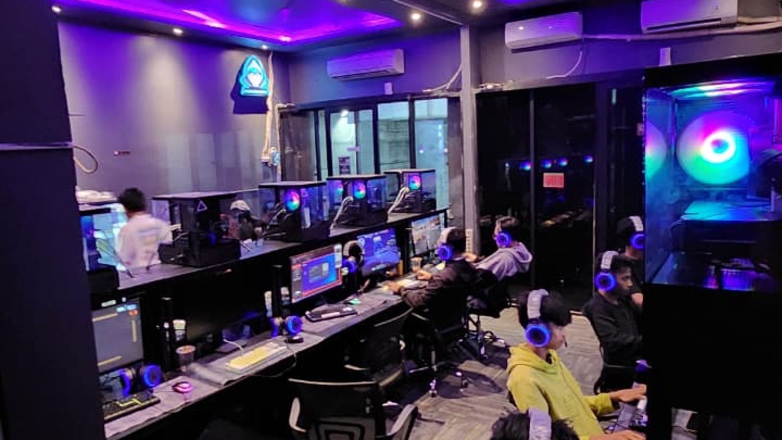 Cyberium Elite Gaming Gallery