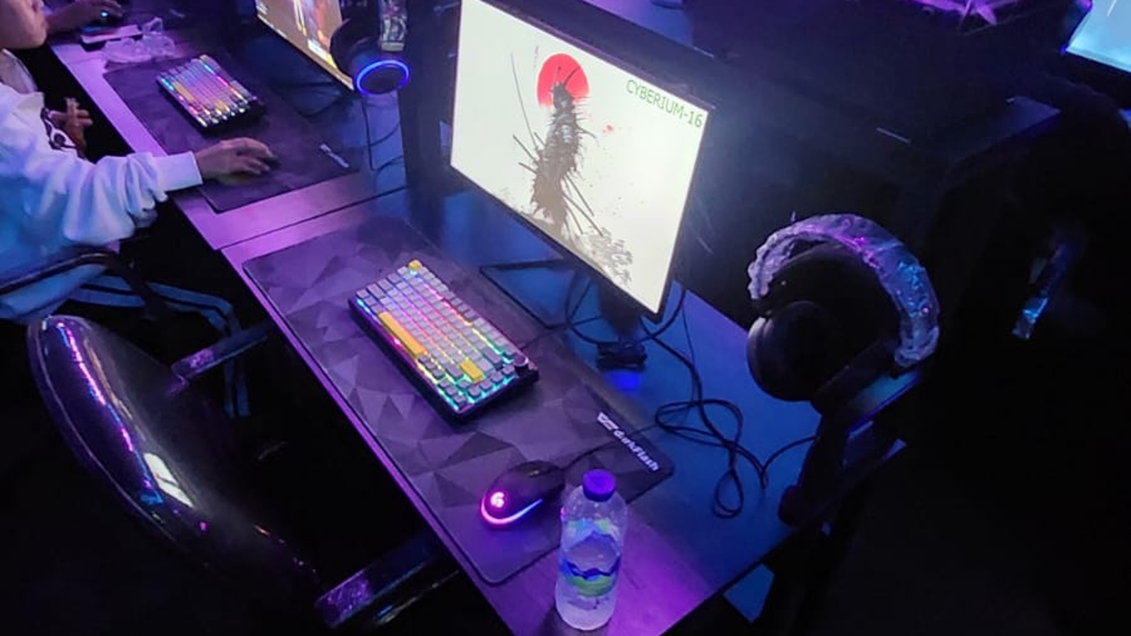 Cyberium Elite Gaming Gallery